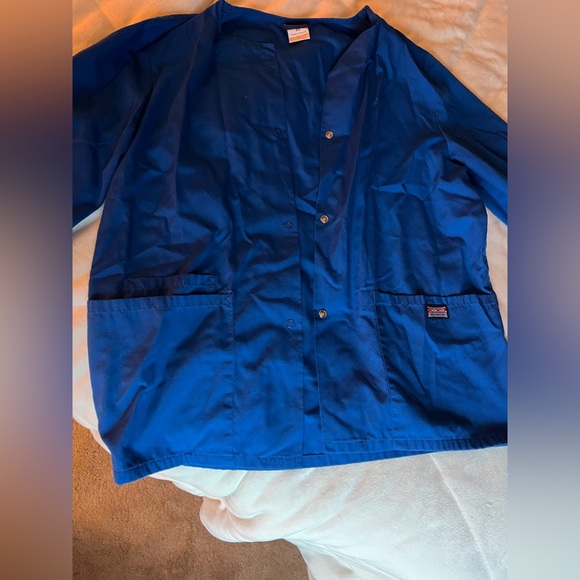 Royal blue scrub jacket. - Picture 5 of 5
